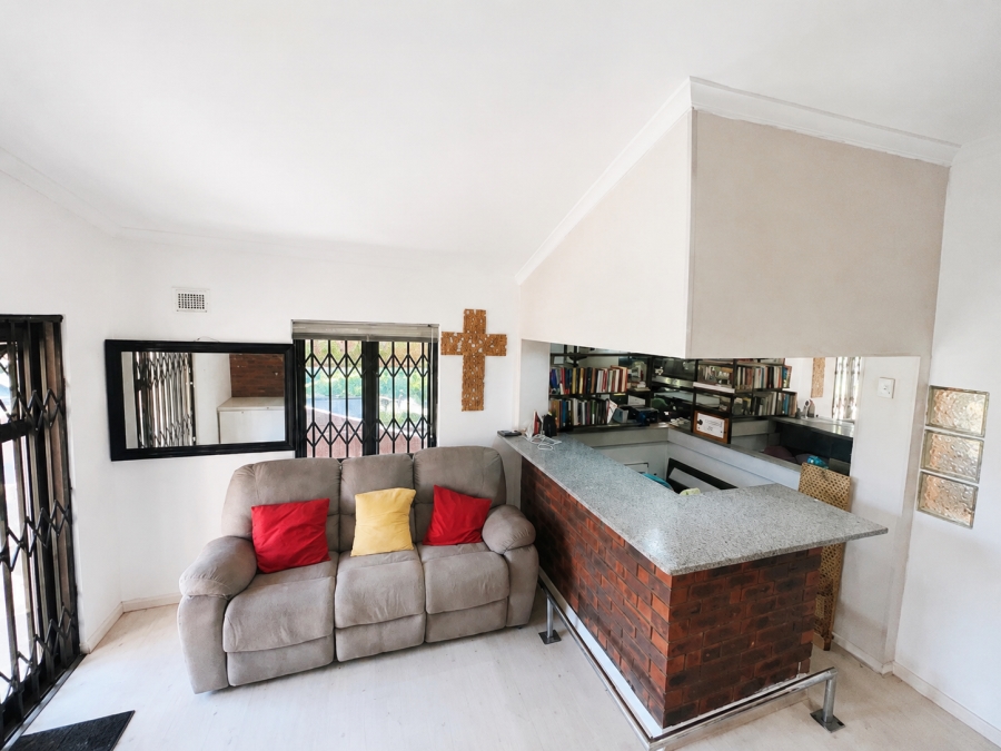 3 Bedroom Property for Sale in Ocean View KwaZulu-Natal
