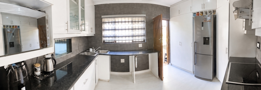 3 Bedroom Property for Sale in Ocean View KwaZulu-Natal