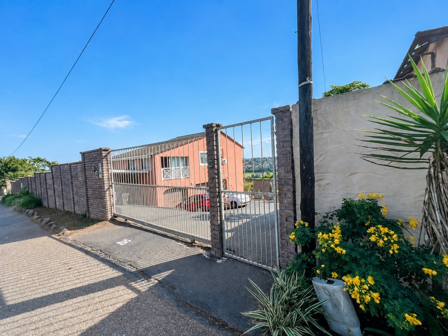 3 Bedroom Property for Sale in Ocean View KwaZulu-Natal