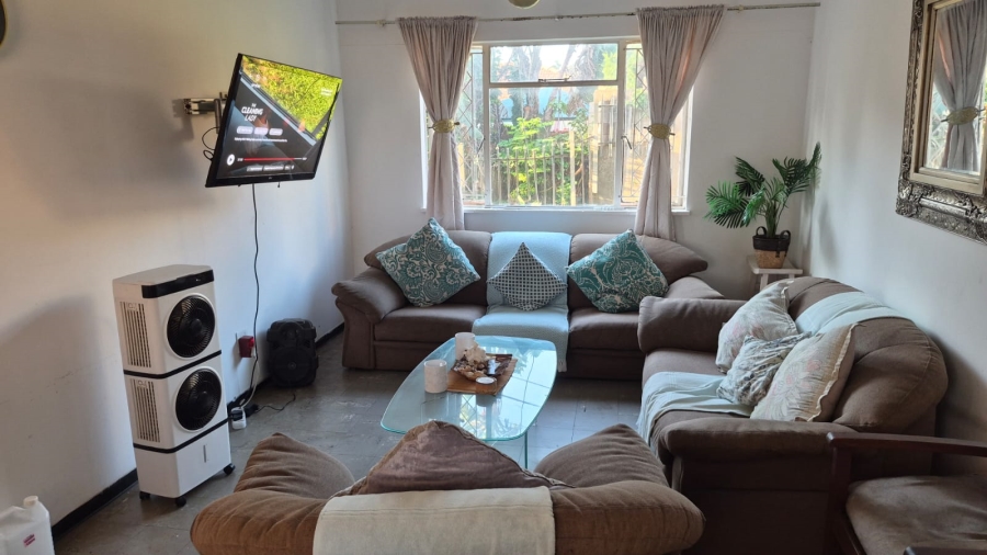 To Let 2 Bedroom Property for Rent in Grosvenor KwaZulu-Natal