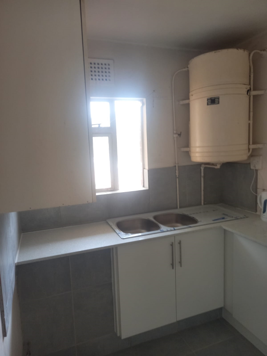 2 Bedroom Property for Sale in Grosvenor KwaZulu-Natal
