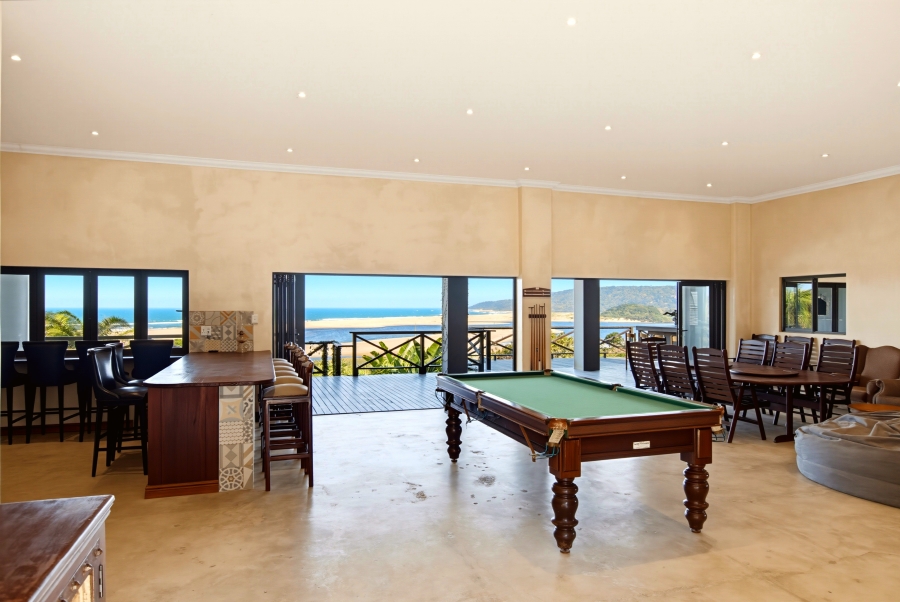 7 Bedroom Property for Sale in Zinkwazi Beach KwaZulu-Natal