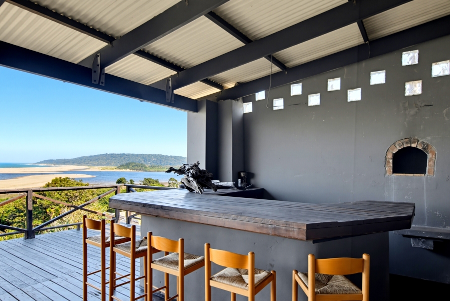 7 Bedroom Property for Sale in Zinkwazi Beach KwaZulu-Natal