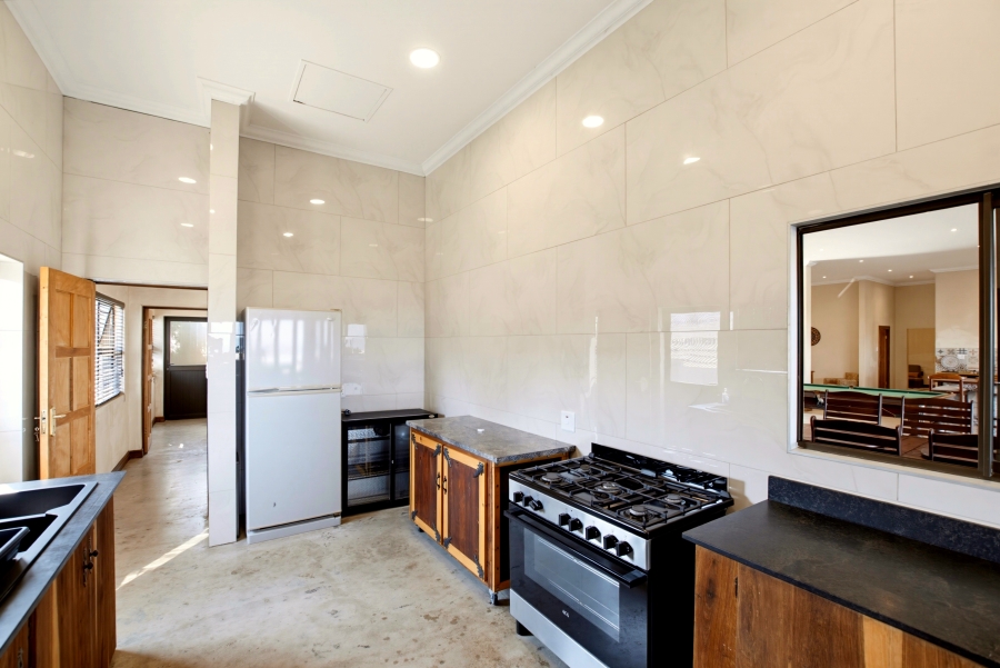 7 Bedroom Property for Sale in Zinkwazi Beach KwaZulu-Natal