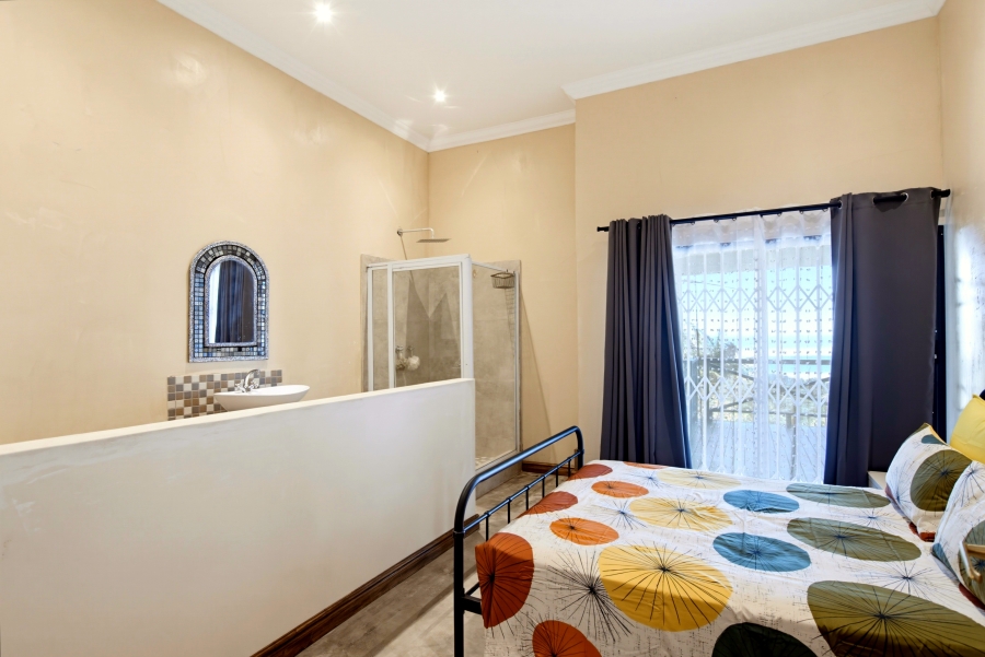 7 Bedroom Property for Sale in Zinkwazi Beach KwaZulu-Natal