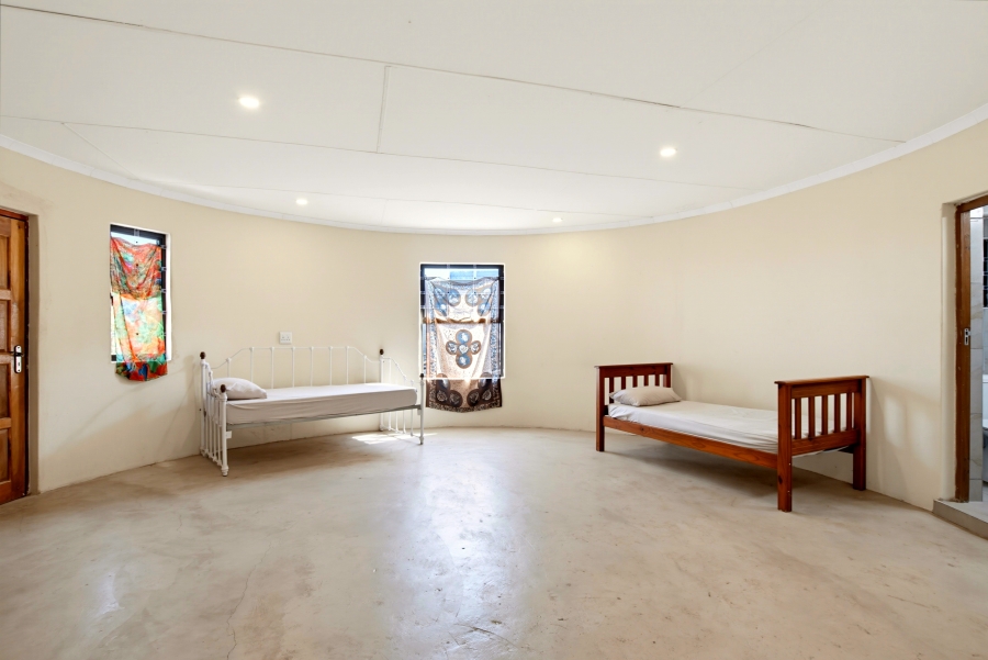 7 Bedroom Property for Sale in Zinkwazi Beach KwaZulu-Natal