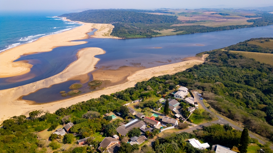 7 Bedroom Property for Sale in Zinkwazi Beach KwaZulu-Natal