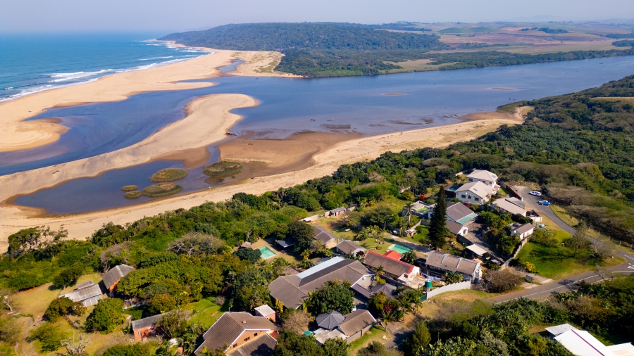 7 Bedroom Property for Sale in Zinkwazi Beach KwaZulu-Natal