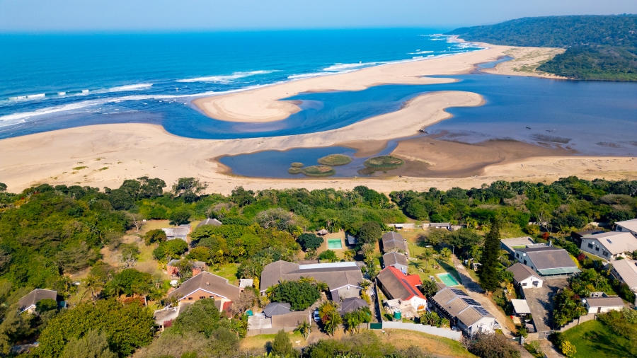 7 Bedroom Property for Sale in Zinkwazi Beach KwaZulu-Natal