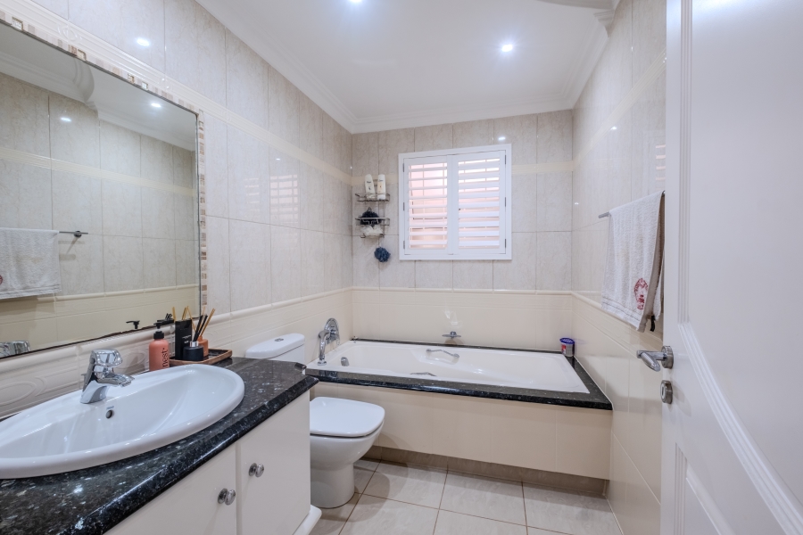 3 Bedroom Property for Sale in Umhlanga KwaZulu-Natal