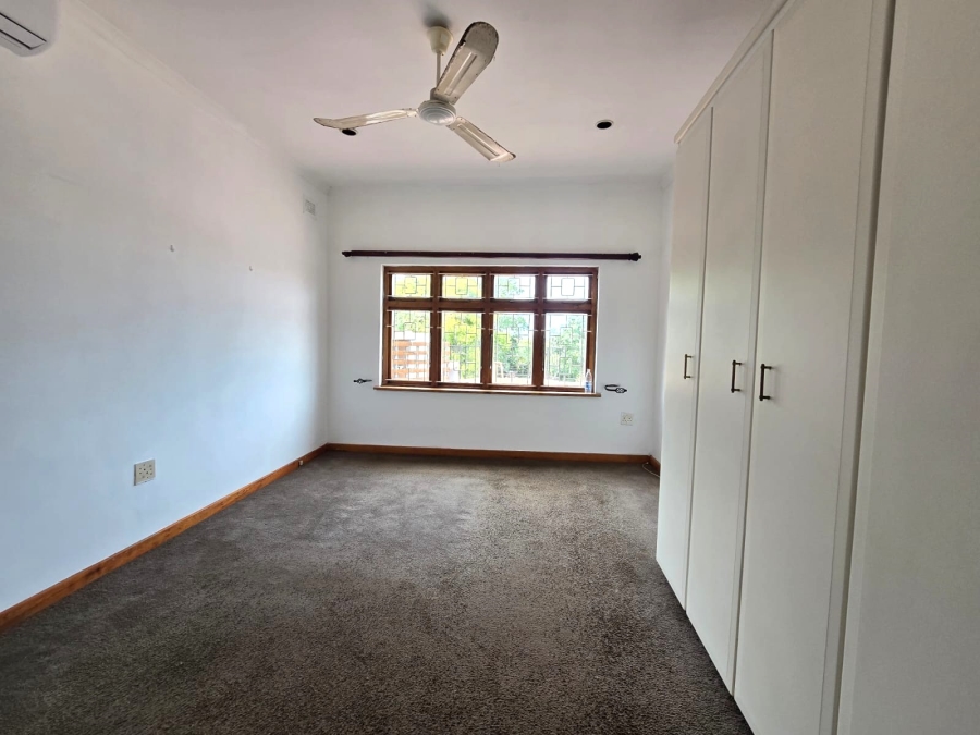 To Let 4 Bedroom Property for Rent in Athlone KwaZulu-Natal