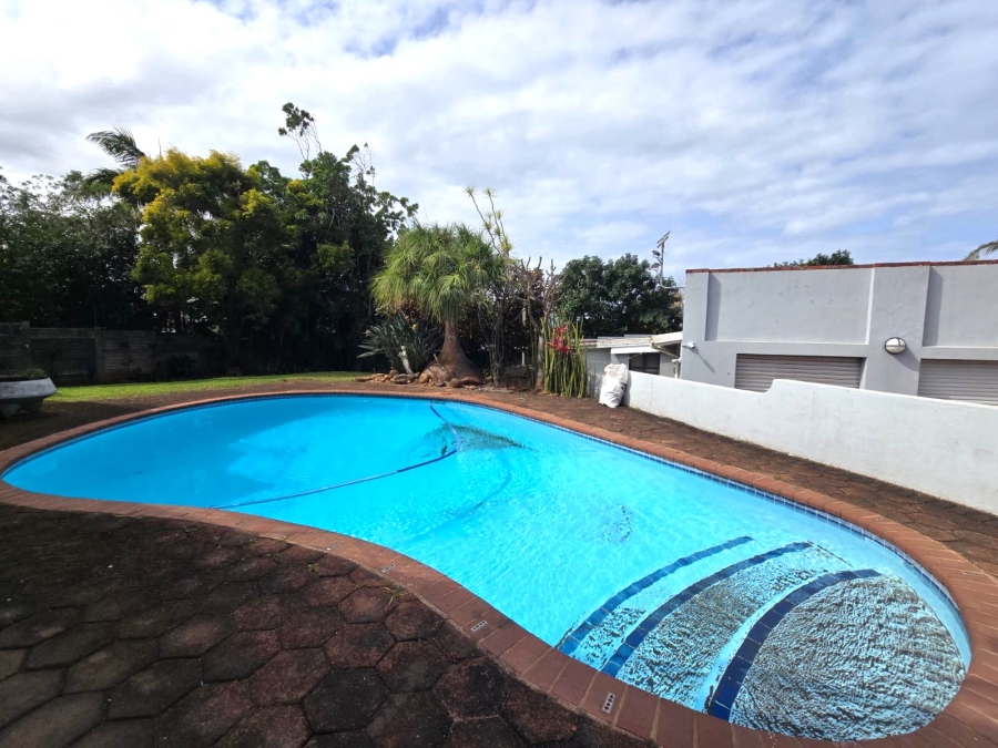 To Let 4 Bedroom Property for Rent in Athlone KwaZulu-Natal