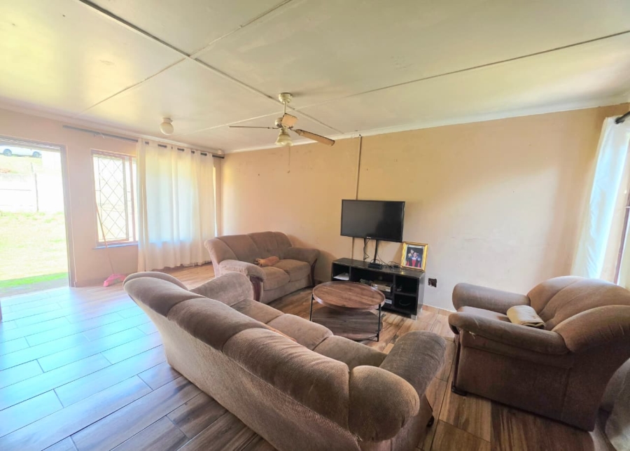 3 Bedroom Property for Sale in Richem KwaZulu-Natal