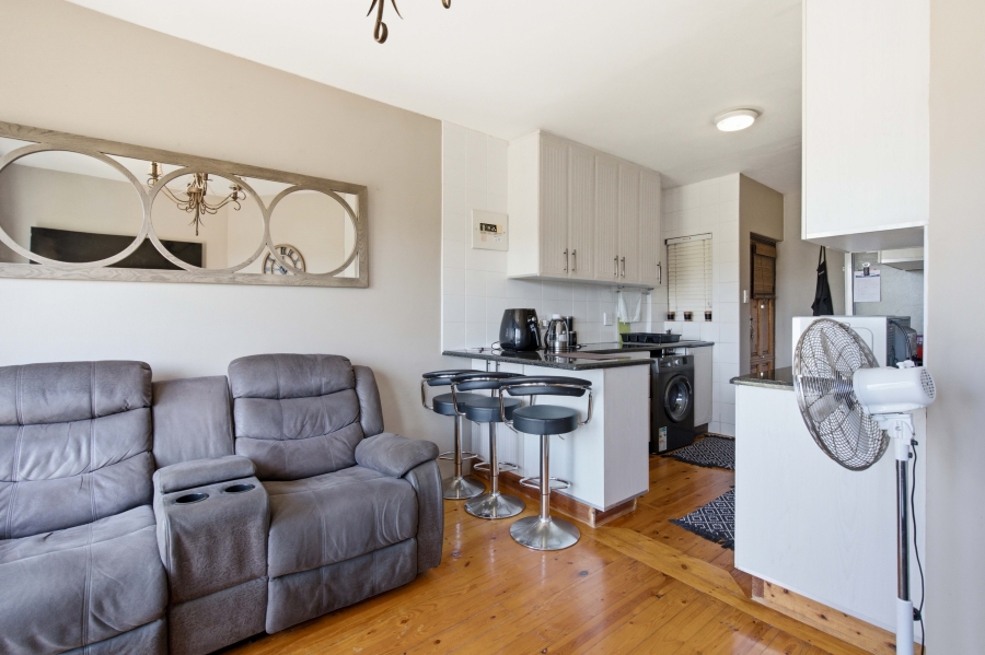 2 Bedroom Property for Sale in Amanzimtoti KwaZulu-Natal