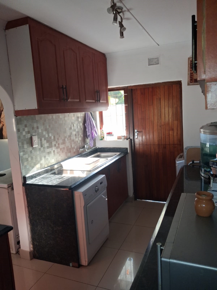 To Let 2 Bedroom Property for Rent in Westville Central KwaZulu-Natal