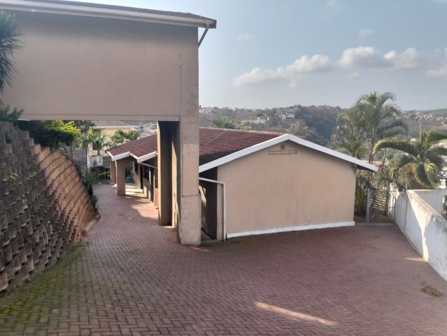 5 Bedroom Property for Sale in Reservoir Hills KwaZulu-Natal