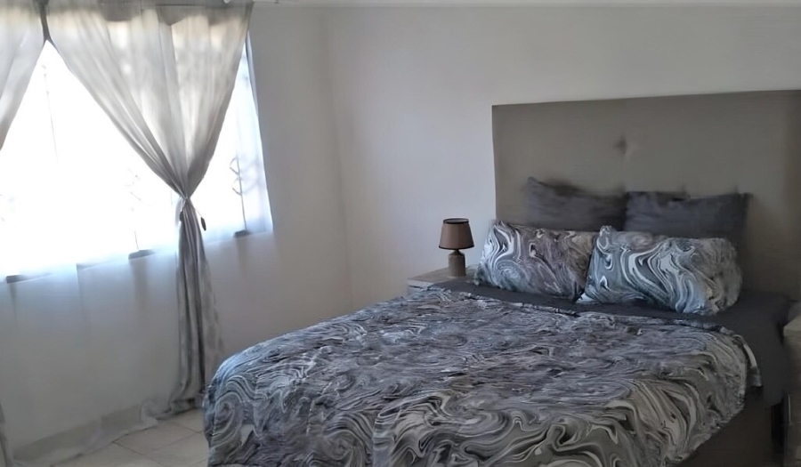 5 Bedroom Property for Sale in Reservoir Hills KwaZulu-Natal