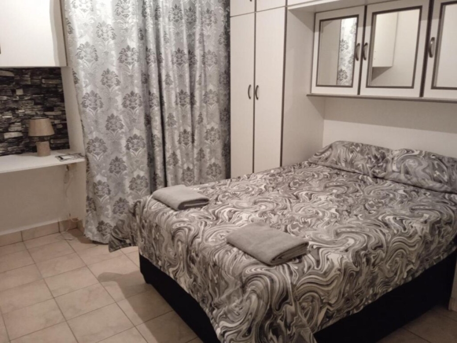 5 Bedroom Property for Sale in Reservoir Hills KwaZulu-Natal