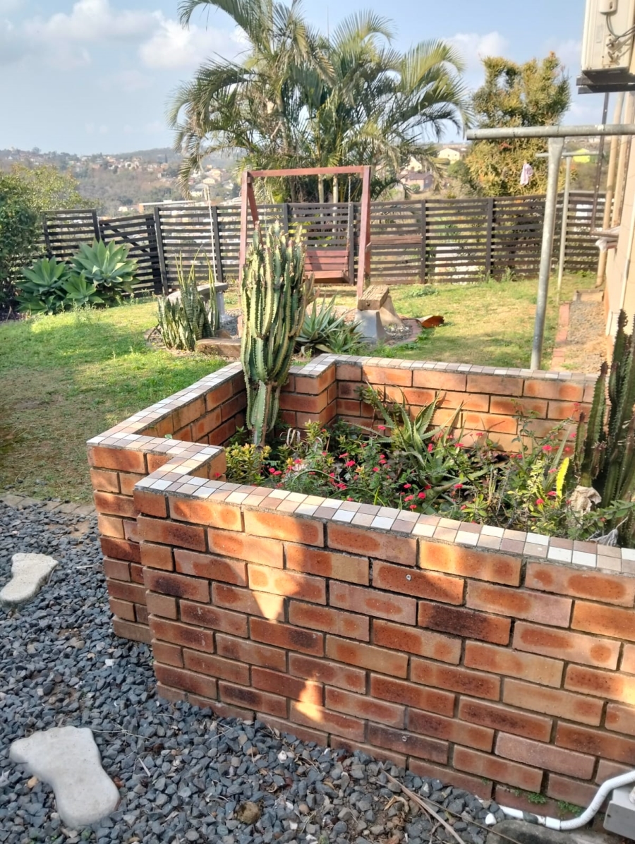 5 Bedroom Property for Sale in Reservoir Hills KwaZulu-Natal