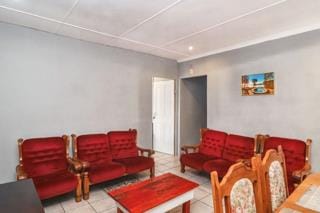 5 Bedroom Property for Sale in Reservoir Hills KwaZulu-Natal