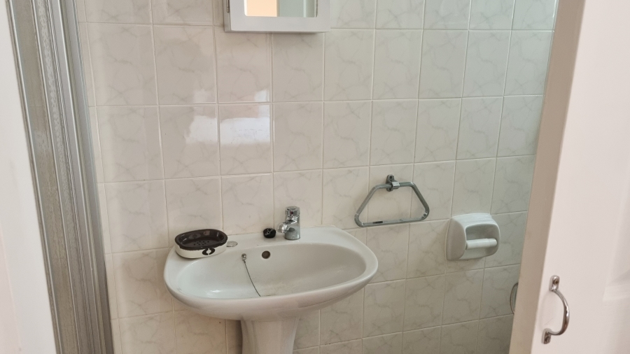 To Let 1 Bedroom Property for Rent in Umhlanga Ridge KwaZulu-Natal