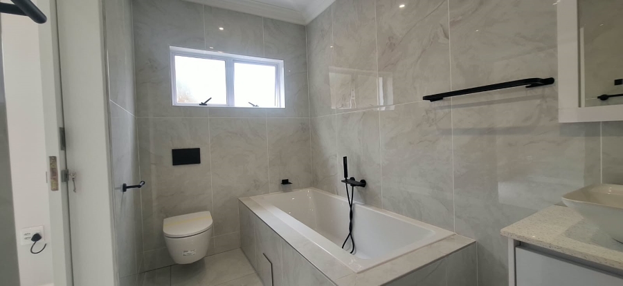 3 Bedroom Property for Sale in La Mercy KwaZulu-Natal