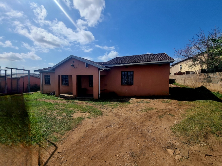7 Bedroom Property for Sale in Ngwelezana KwaZulu-Natal