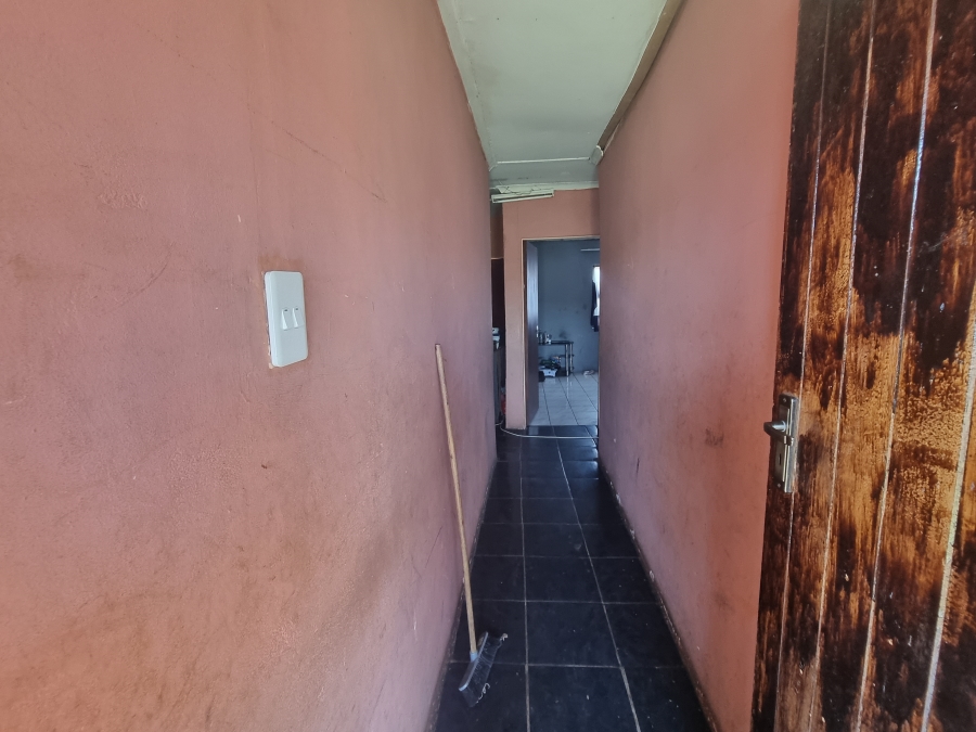7 Bedroom Property for Sale in Ngwelezana KwaZulu-Natal