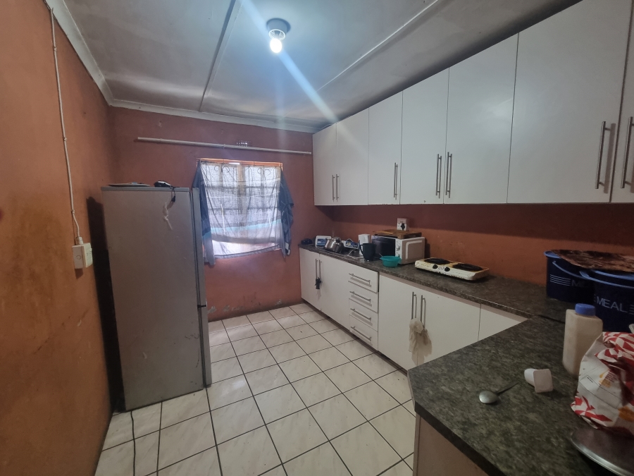 7 Bedroom Property for Sale in Ngwelezana KwaZulu-Natal