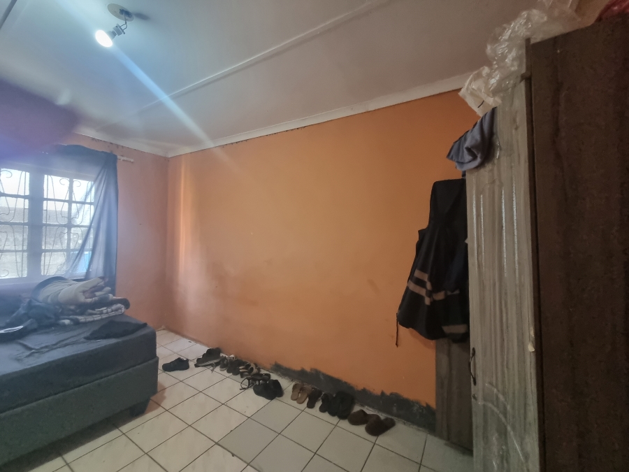 7 Bedroom Property for Sale in Ngwelezana KwaZulu-Natal