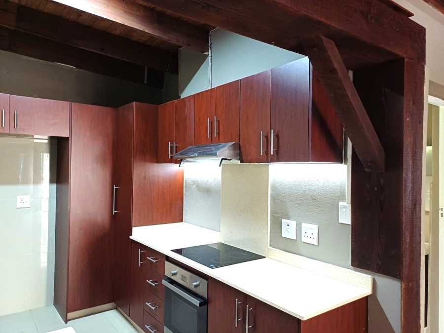 To Let 1 Bedroom Property for Rent in Ocean View KwaZulu-Natal