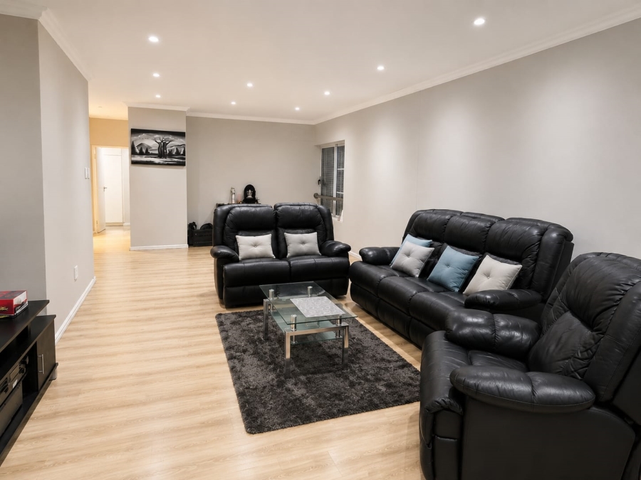 2 Bedroom Property for Sale in Umhlanga Ridge KwaZulu-Natal