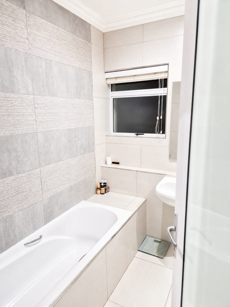2 Bedroom Property for Sale in Umhlanga Ridge KwaZulu-Natal