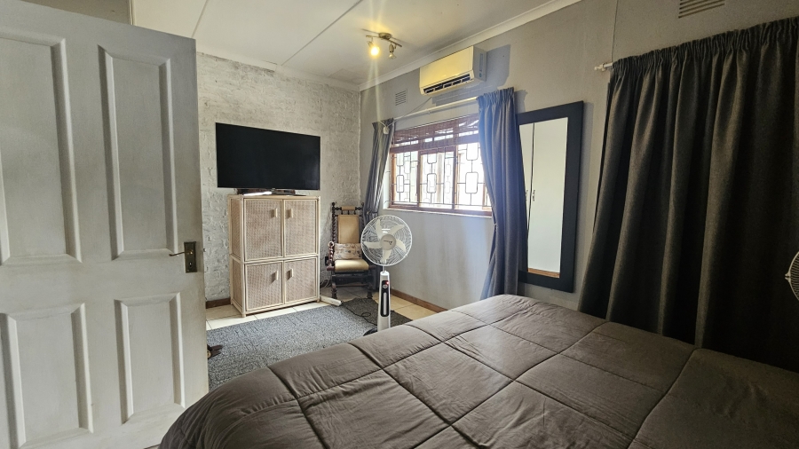 4 Bedroom Property for Sale in Sheffield Beach KwaZulu-Natal