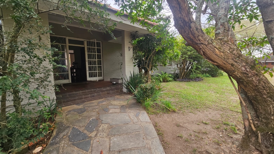 10 Bedroom Property for Sale in Sandfield KwaZulu-Natal