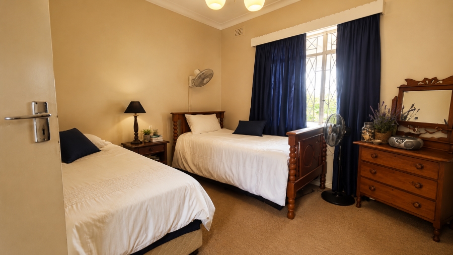 10 Bedroom Property for Sale in Sandfield KwaZulu-Natal