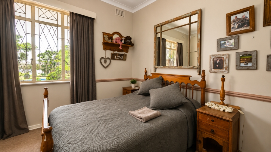 10 Bedroom Property for Sale in Sandfield KwaZulu-Natal