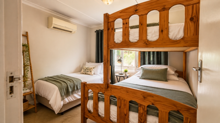 10 Bedroom Property for Sale in Sandfield KwaZulu-Natal