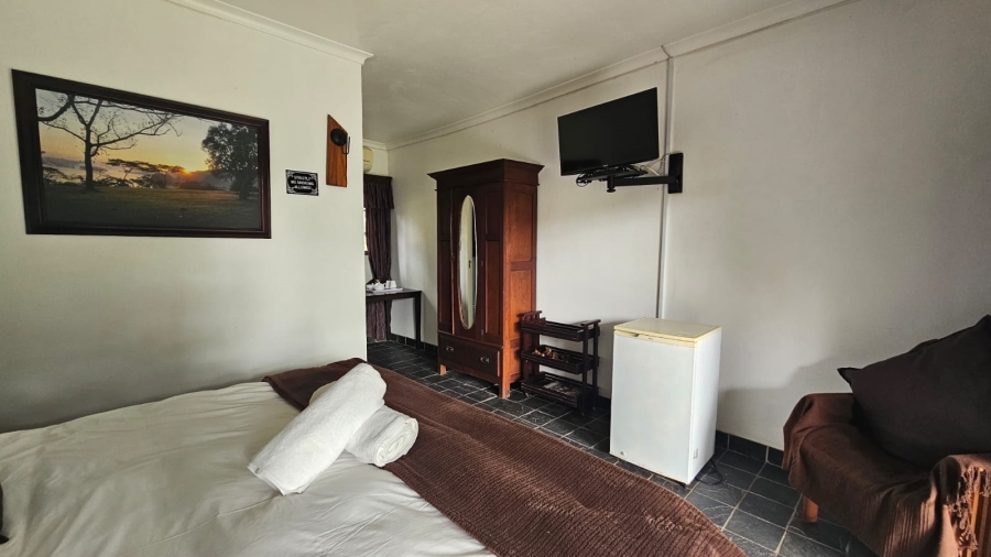 10 Bedroom Property for Sale in Sandfield KwaZulu-Natal