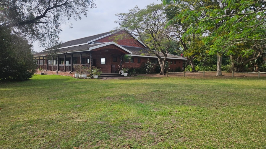 10 Bedroom Property for Sale in Sandfield KwaZulu-Natal