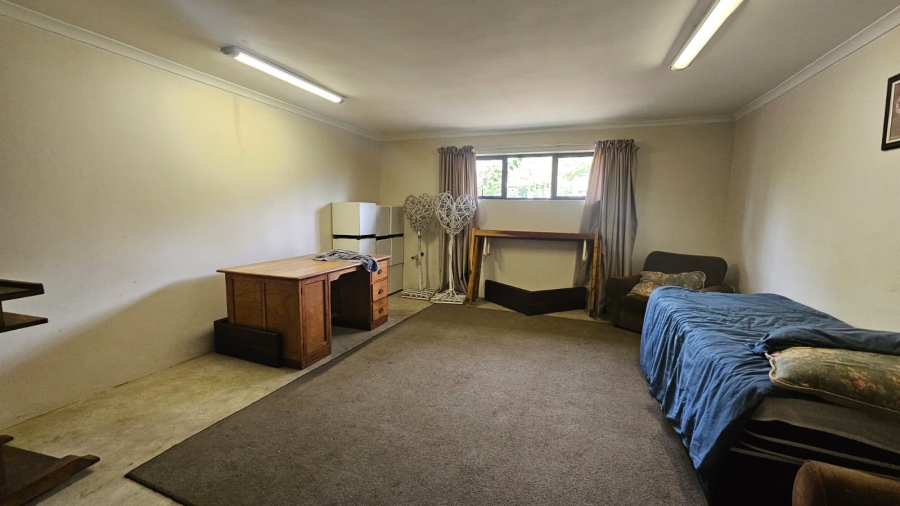 10 Bedroom Property for Sale in Sandfield KwaZulu-Natal