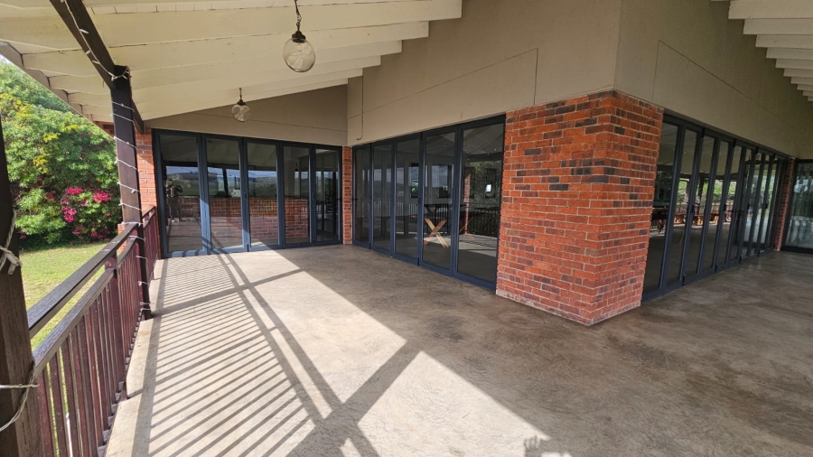 10 Bedroom Property for Sale in Sandfield KwaZulu-Natal