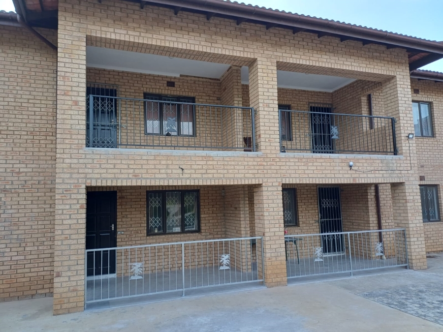 10 Bedroom Property for Sale in Lotusville KwaZulu-Natal