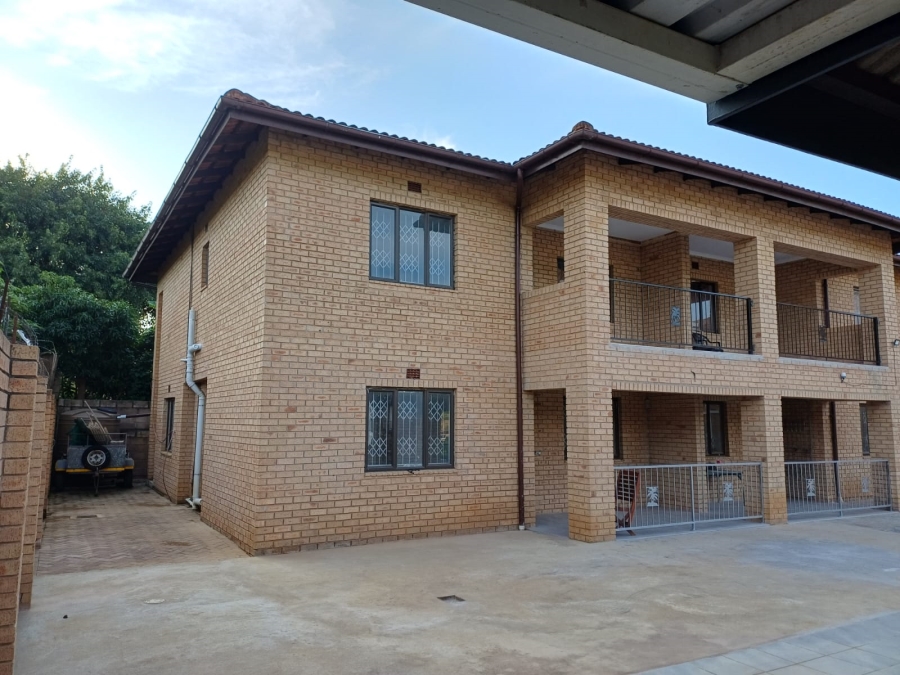 10 Bedroom Property for Sale in Lotusville KwaZulu-Natal
