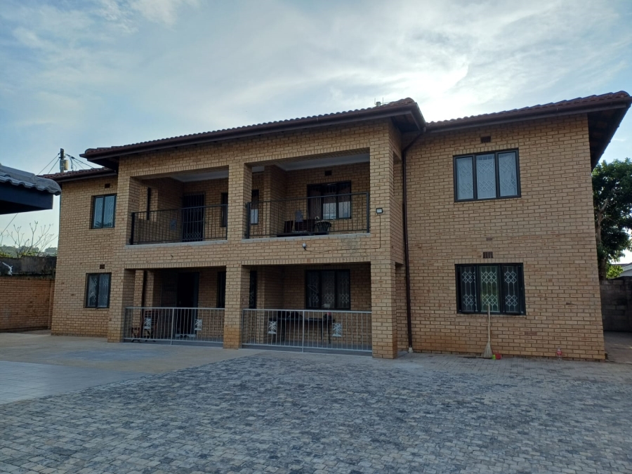 10 Bedroom Property for Sale in Lotusville KwaZulu-Natal