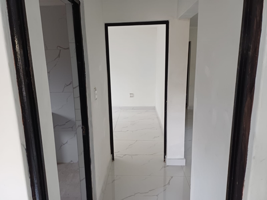 10 Bedroom Property for Sale in Lotusville KwaZulu-Natal