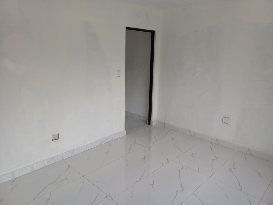 10 Bedroom Property for Sale in Lotusville KwaZulu-Natal