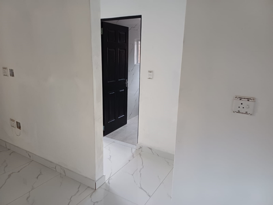 10 Bedroom Property for Sale in Lotusville KwaZulu-Natal