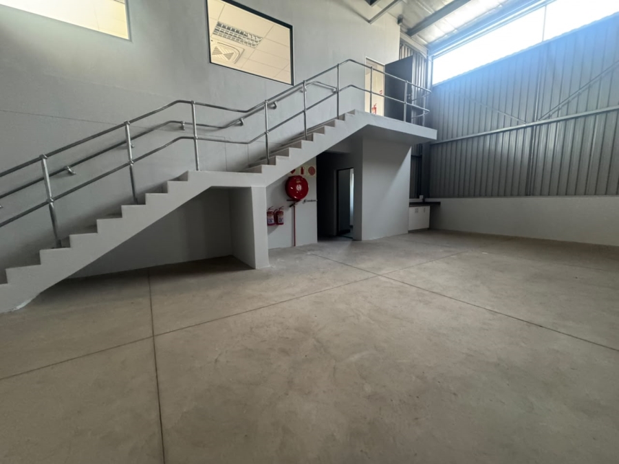To Let Commercial Property for Rent in Glen Anil KwaZulu-Natal
