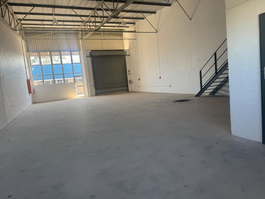 To Let Commercial Property for Rent in Glen Anil KwaZulu-Natal